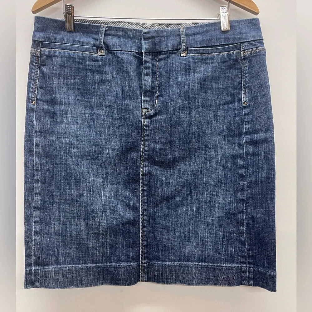 GAP Blue Denim Mini Skirt with Subtle Fade
